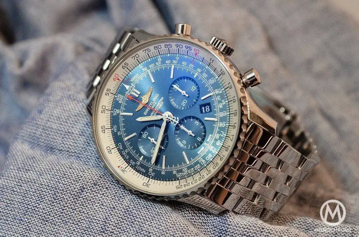 Breitling-Navitimer-01-Blue-46mm-2.webp