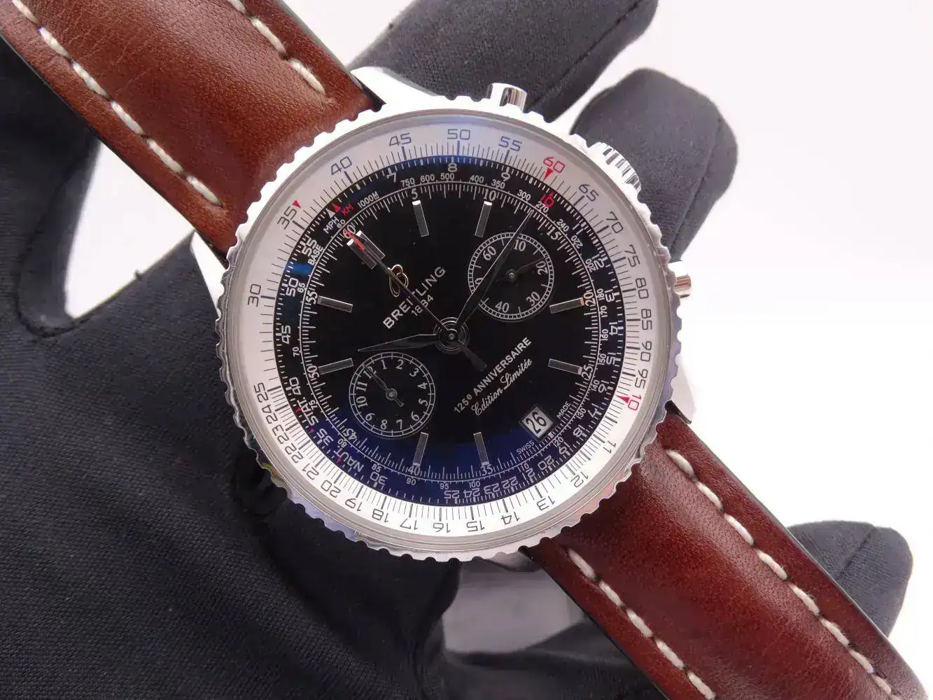 breitling navitimer 125th anniversary 0108.jpg