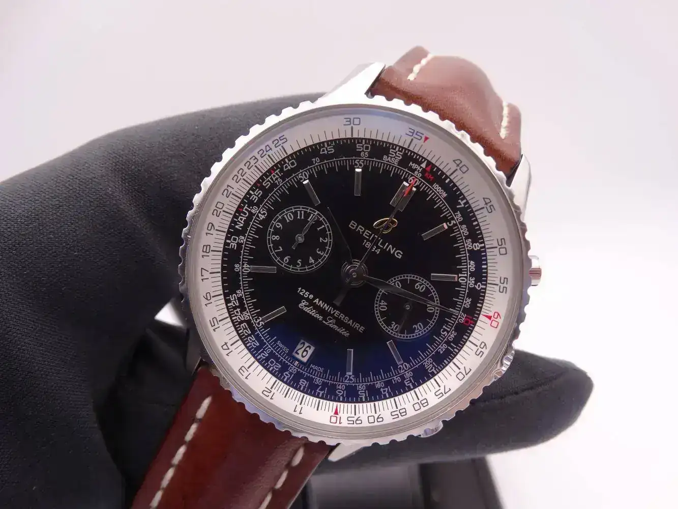 breitling navitimer 125th anniversary 0111.jpg