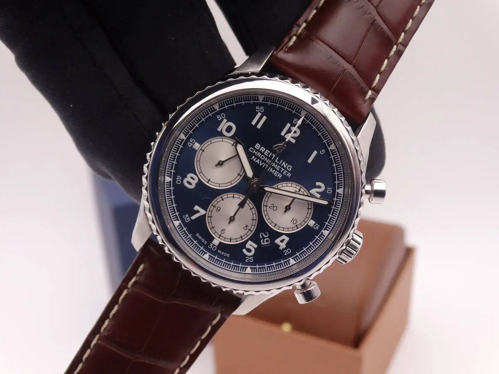 BREITLING Navitimer 8 Chronograph Blue 06170.webp