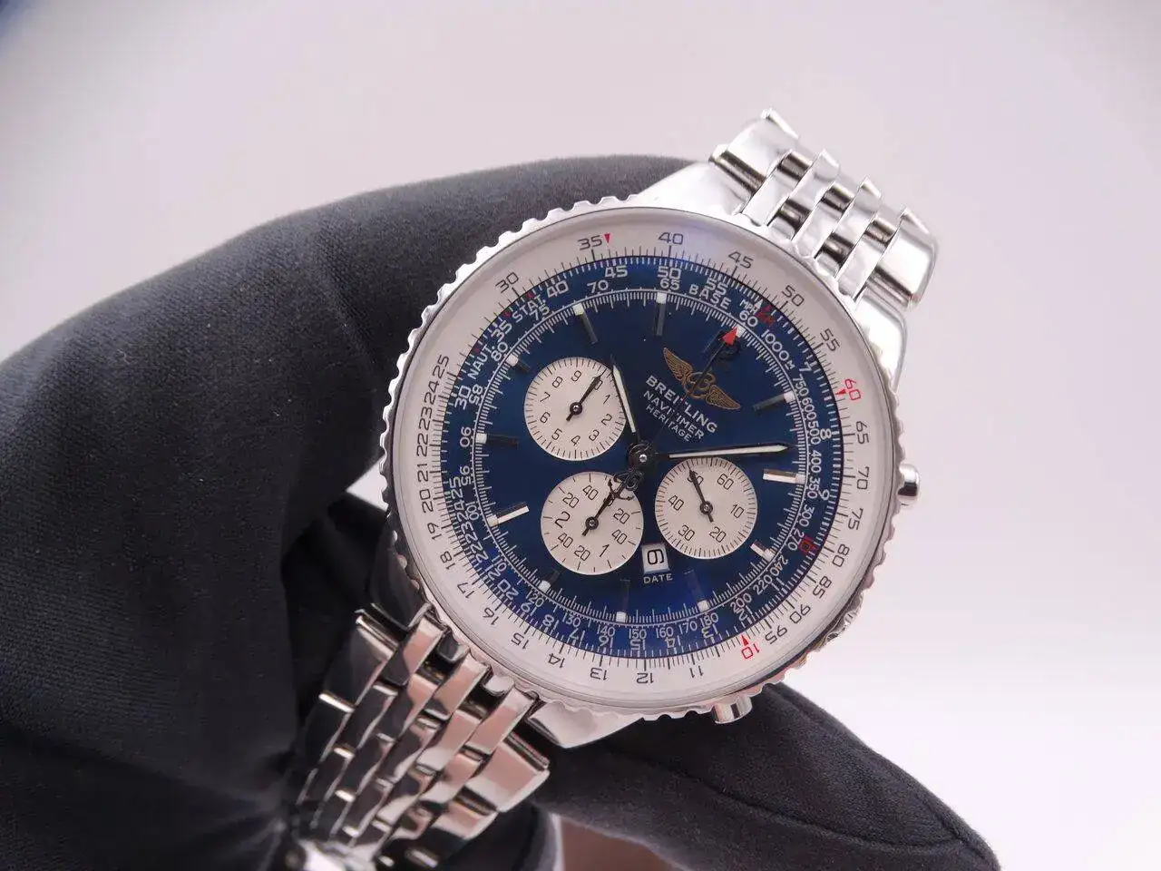 Breitling Navitimer Chronograph Blue 02590.JPG
