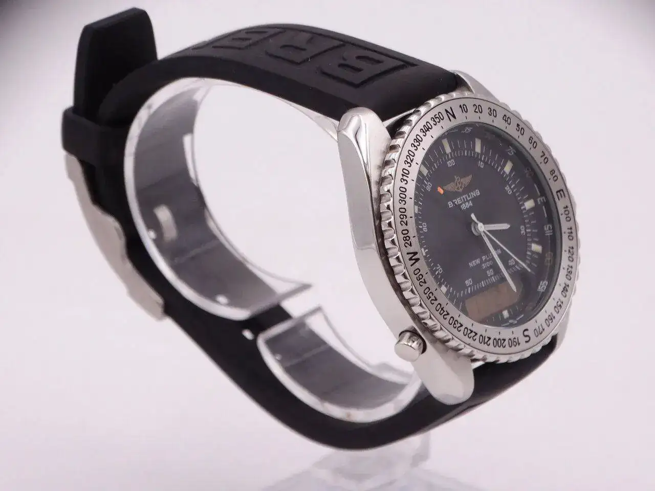 Breitling Pluton 05457.webp