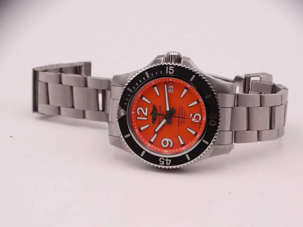Breitling Superocean 42 Automatic Orange 07749.webp