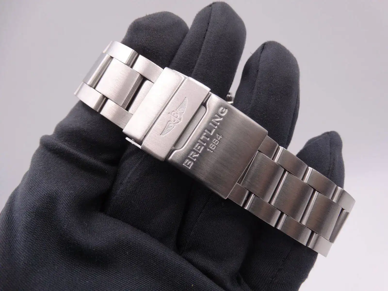 Breitling Superocean Chronograph 01724.webp