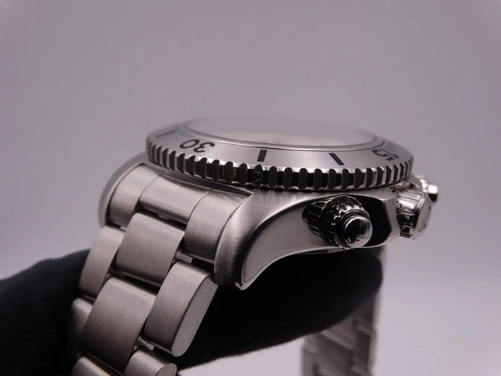 Breitling Superocean Chronograph 01729.webp