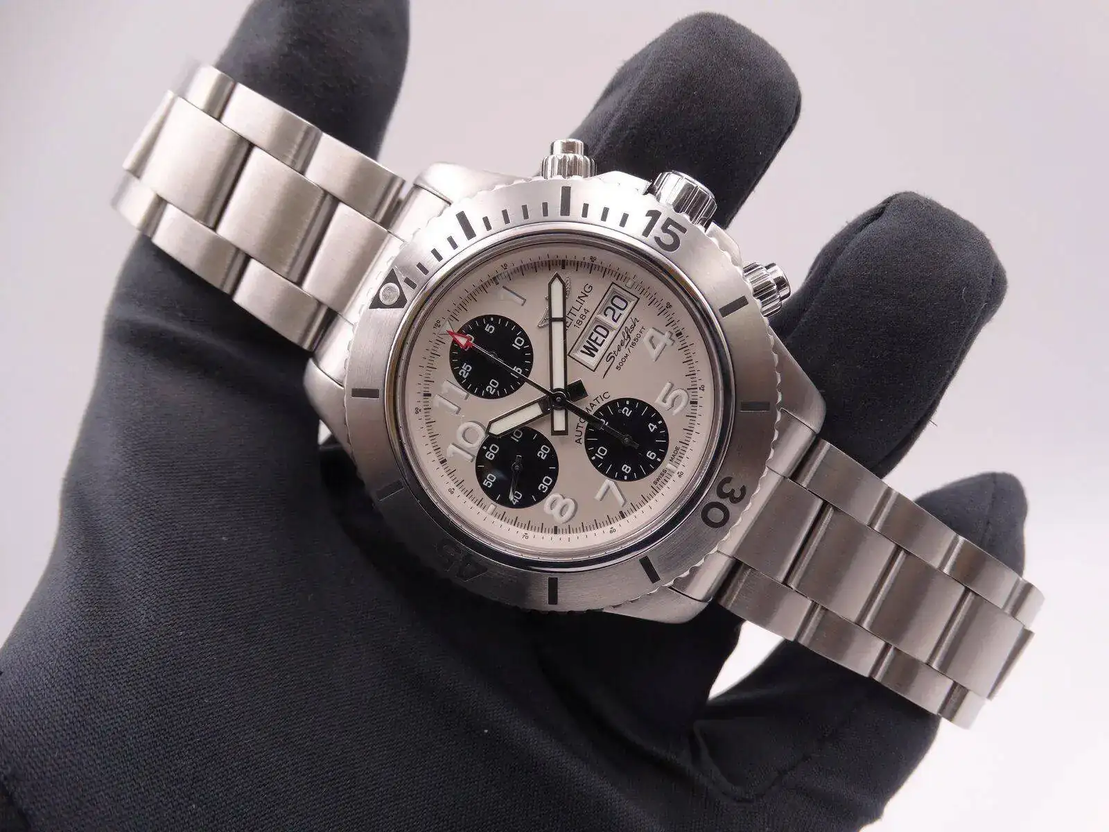 Breitling Superocean Chronograph 01732.webp