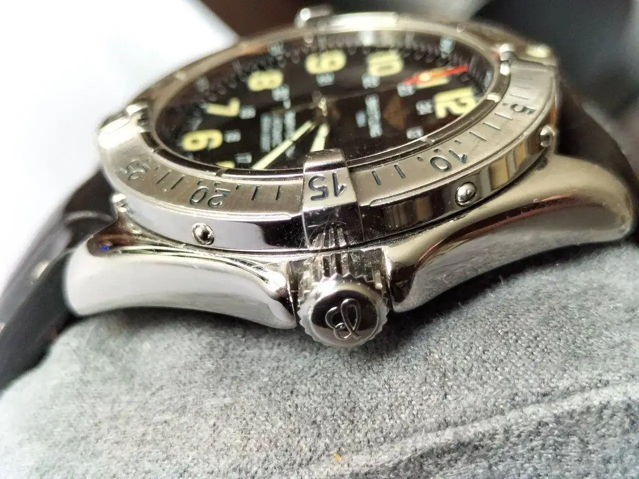 BREITLING SUPEROCEAN746.webp