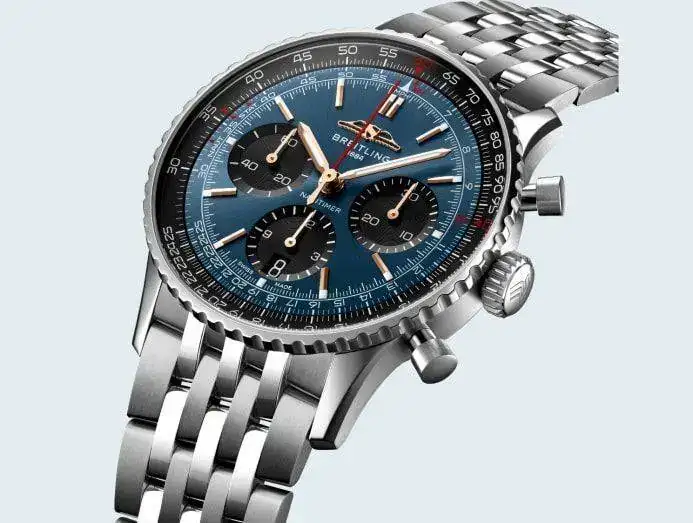 breitling_navitimer_41_singapore_airlines.webp