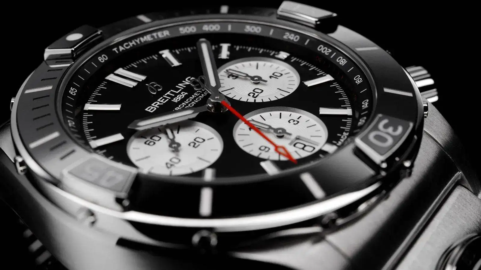 Breitling_Super_Chronomat-12.webp