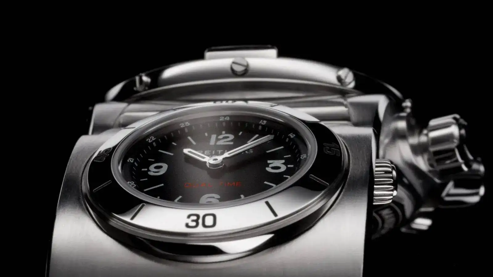Breitling_Super_Chronomat-13.webp