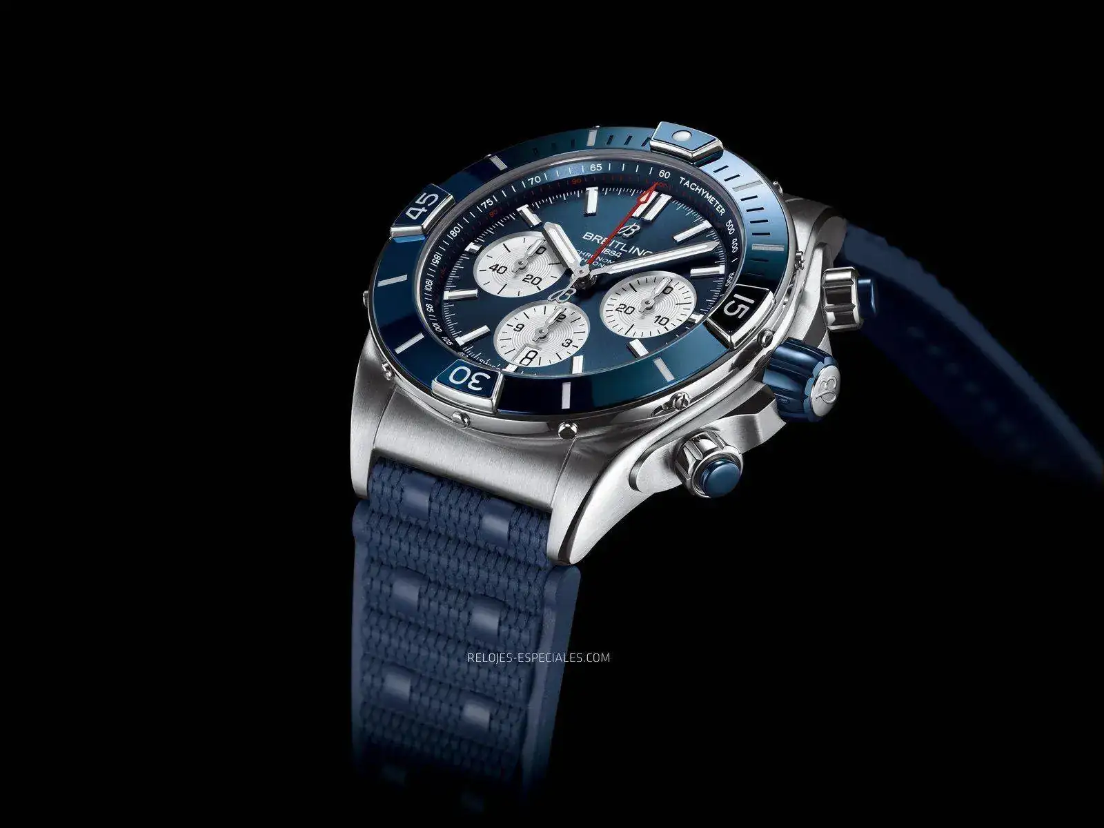 Breitling_Super_Chronomat-5.webp