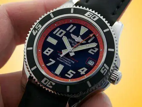 Breitling_SuperOcean42Orange2.webp