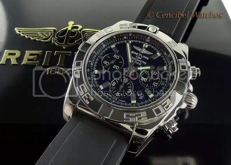 BreitlingB01cauchofoto94.webp