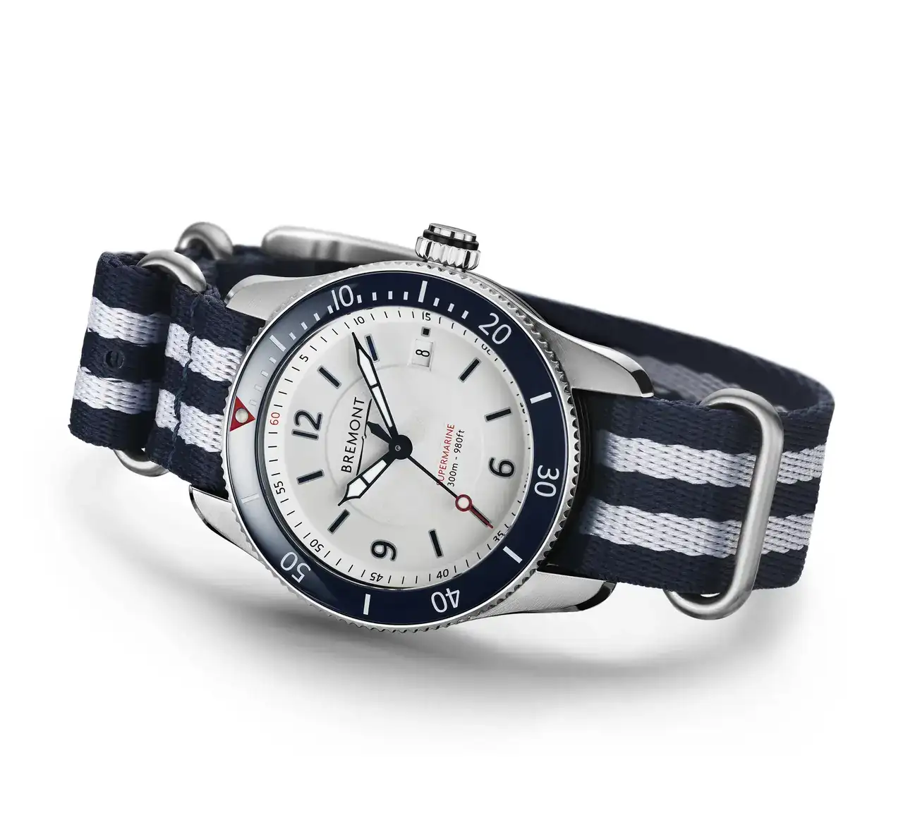 Bremont-S300-WH-Laying.webp