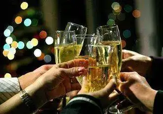 brindis+copas.webp