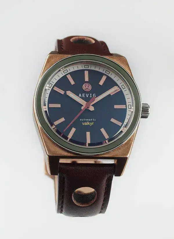 bronze-black.webp
