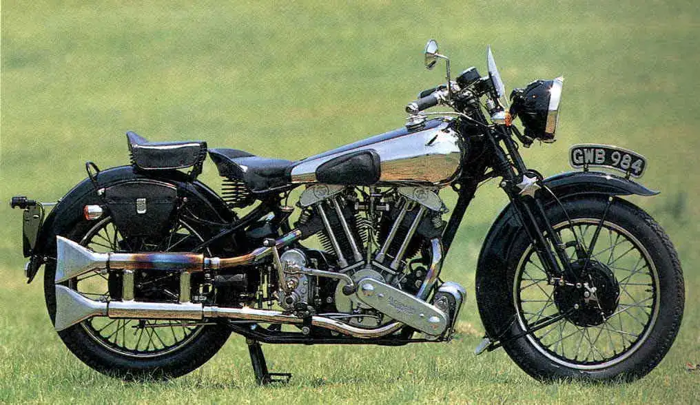 brough_superior_ss100_2.webp