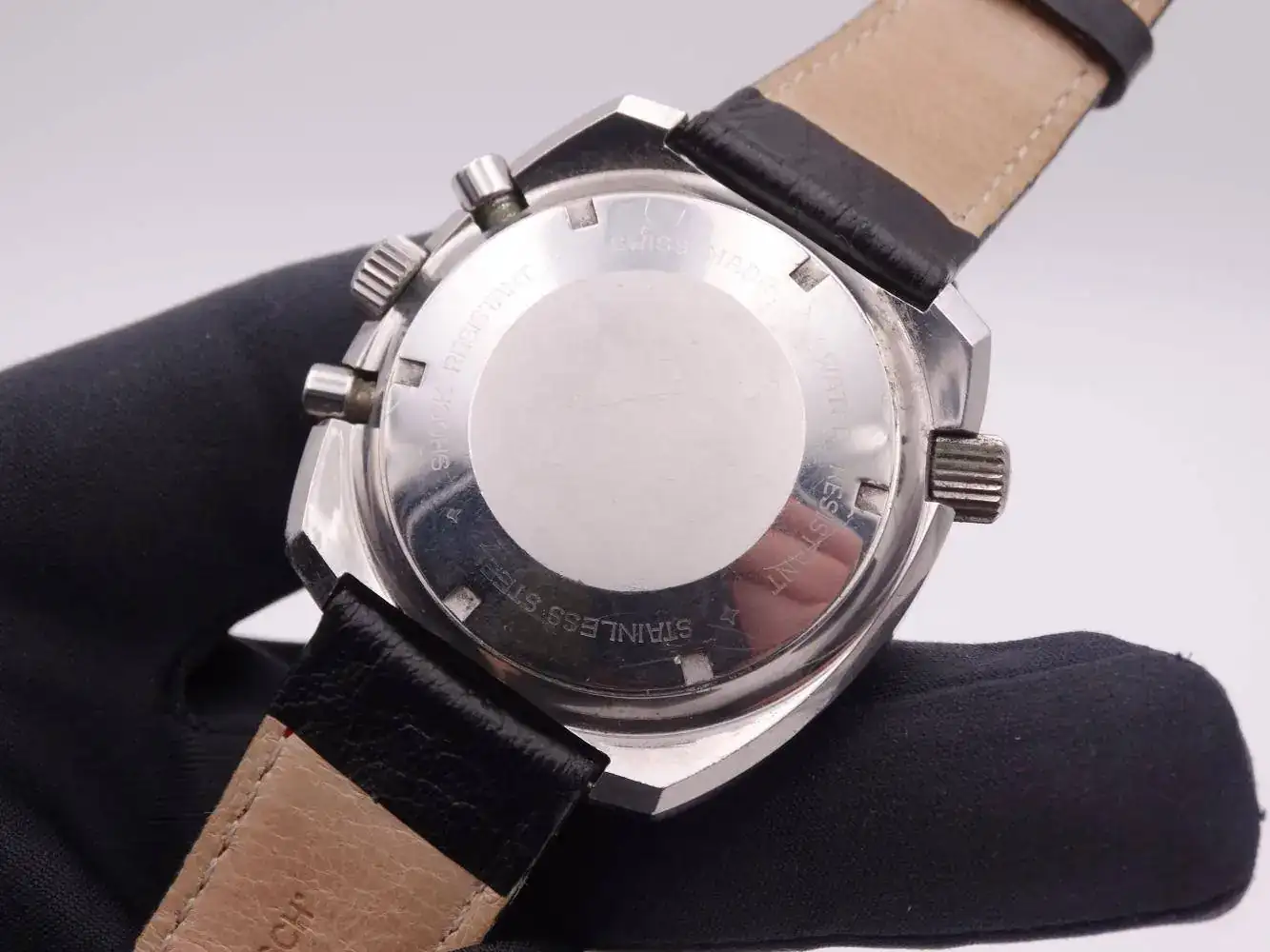 bucherer chronograph vintage 5485.webp