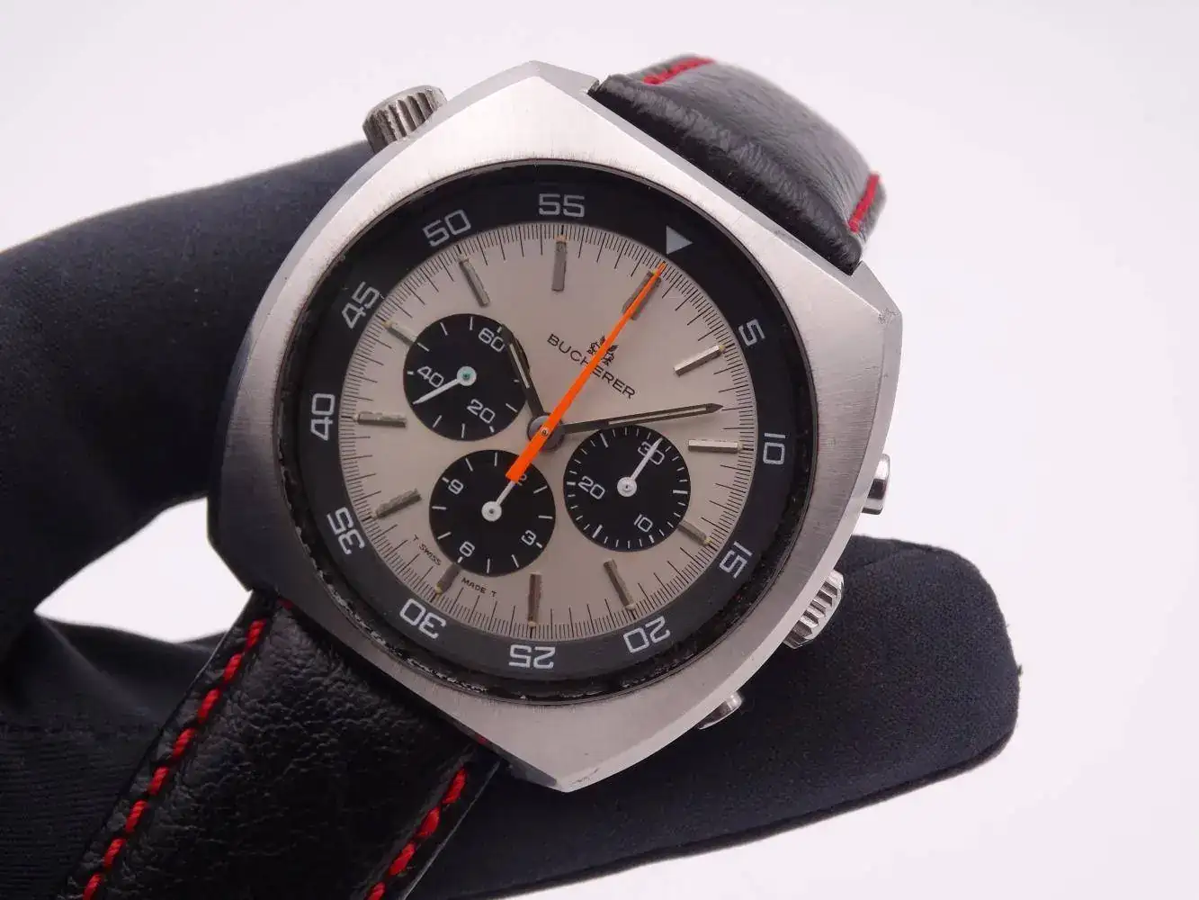 bucherer chronograph vintage 5497.webp