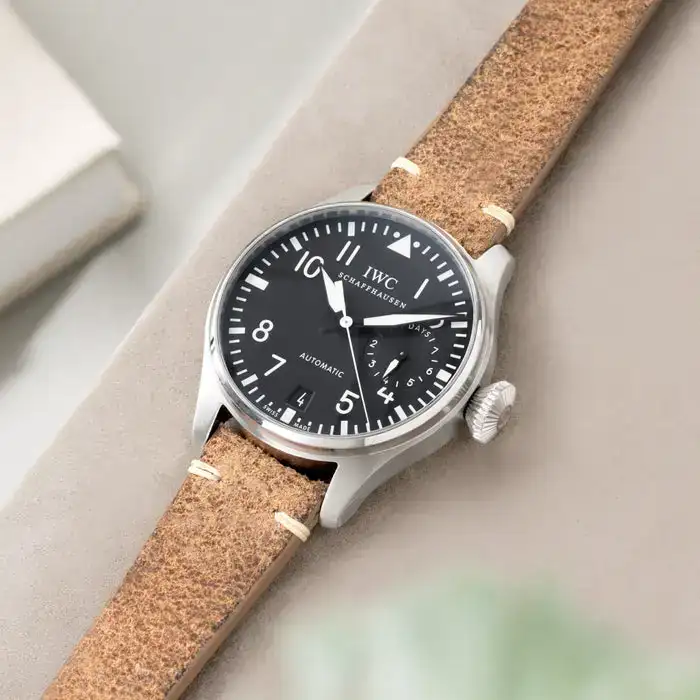 BulangandSons_StrapGuide_IWCBigPilotrefIW5004_CrackleBrownLeatherWatchStrap.webp