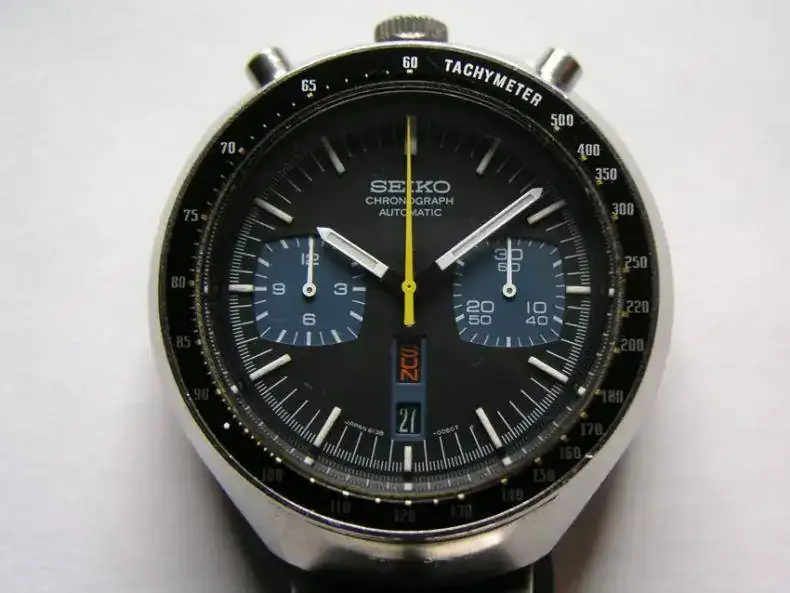 bullhead-chronograph-collectors-buying-guide-bh_01.webp