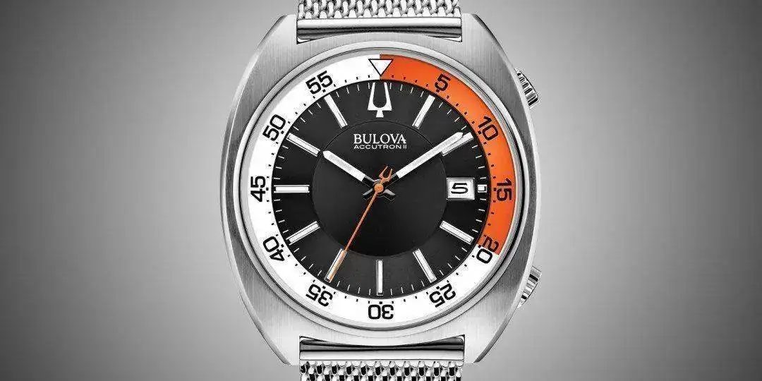 bulova-accutron-ii-snorkel-1098368-TwoByOne.webp