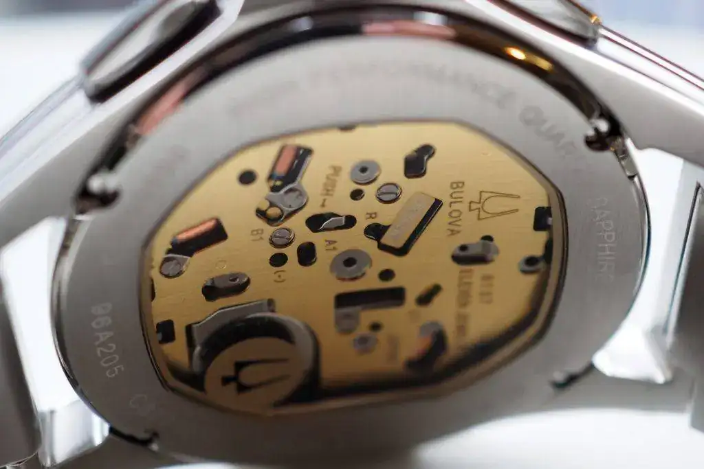 Bulova curv1024x683.webp
