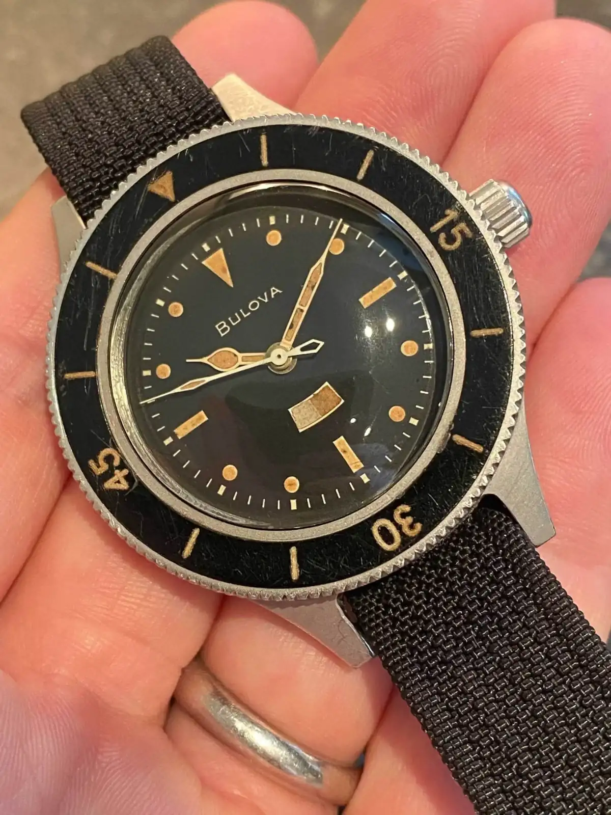 Bulova-USN-vintage.webp