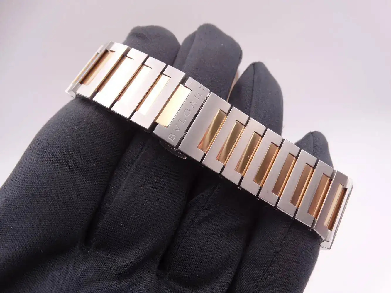bvlgari bulgari octo solotempo steel gold 3557.webp