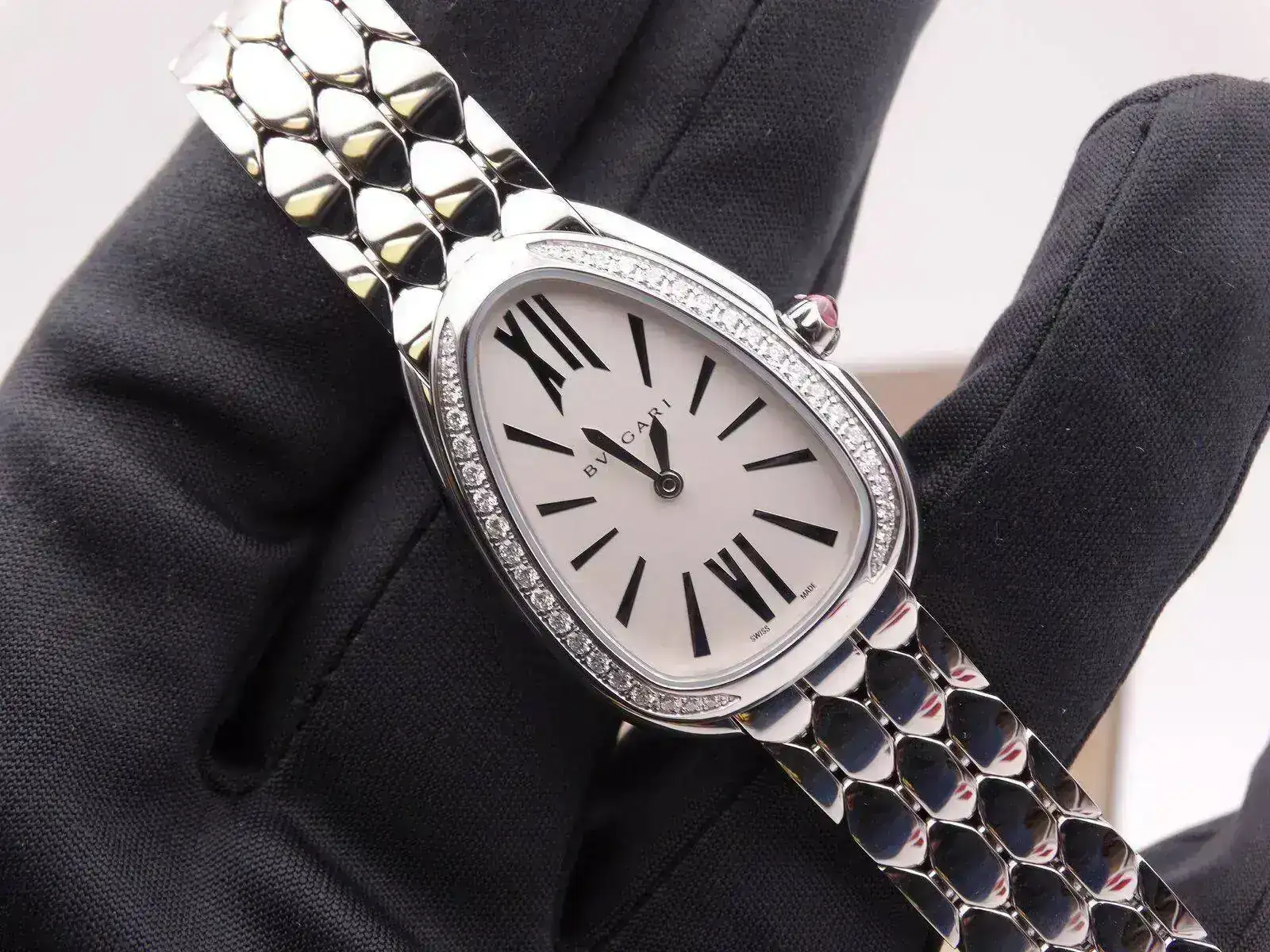 Bvlgari Bulgari Serpenti Seduttori diamonds 00135.webp