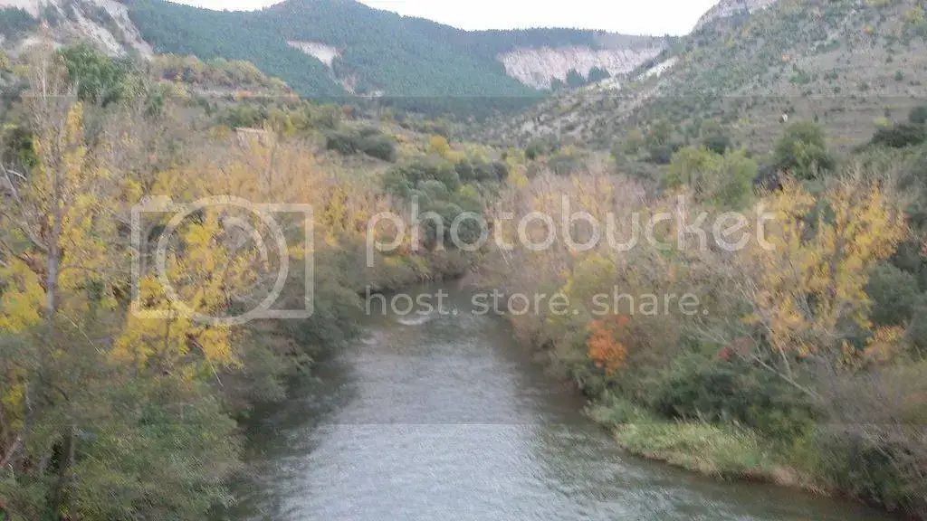 C360_2015-10-24-18-30-58-495_zpsncmrniok.webp