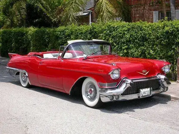 cadillac_eldorado_biarritz_convertible_01.webp