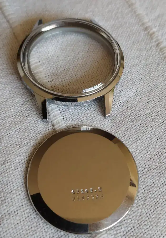 caixa CERTINA pel 330.webp