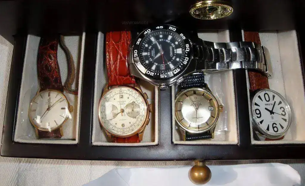 caja%2520relojes%2520006.webp