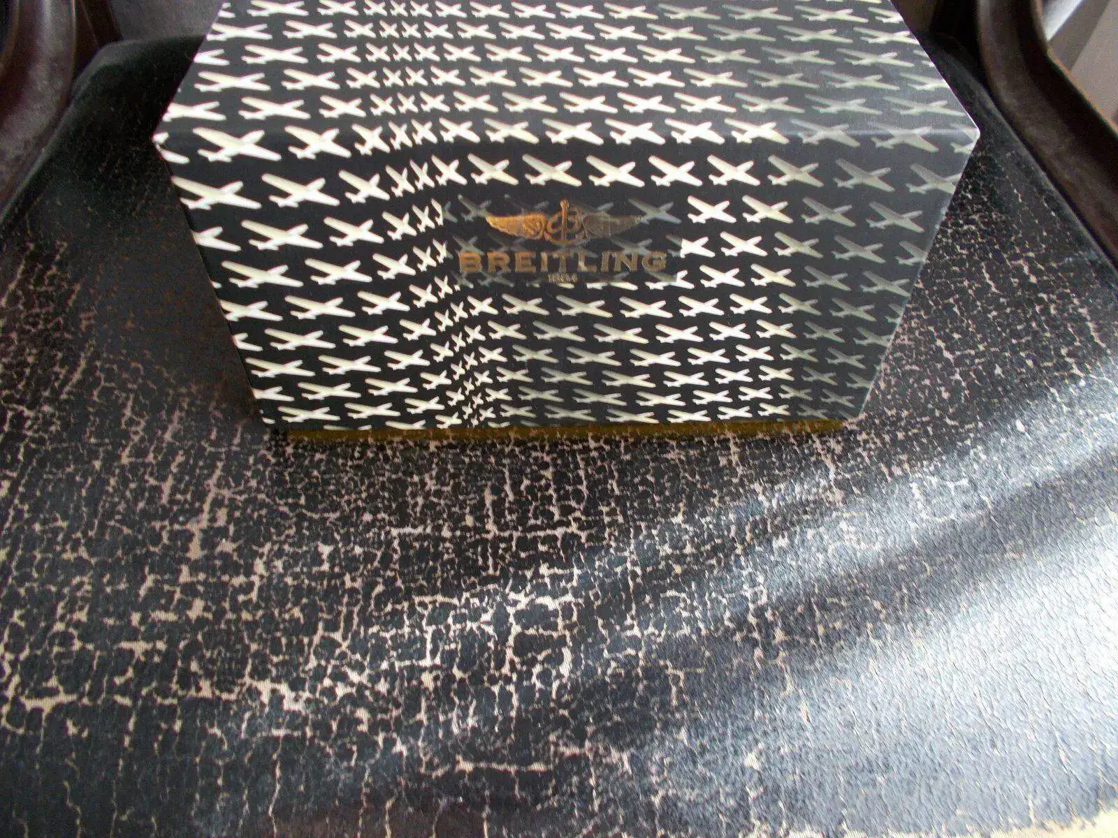 Caja Chronomat 41.webp