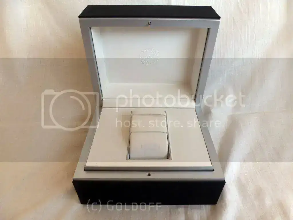 Caja-IWC-2_zps3c00fca8.webp