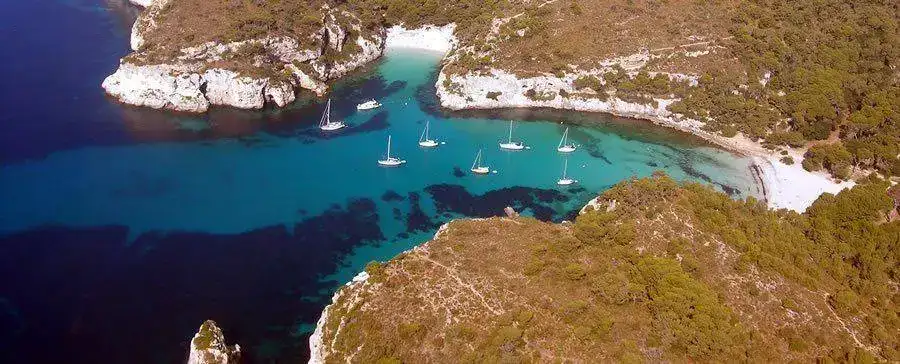 Cala+Macarella,+Menorca3.webp