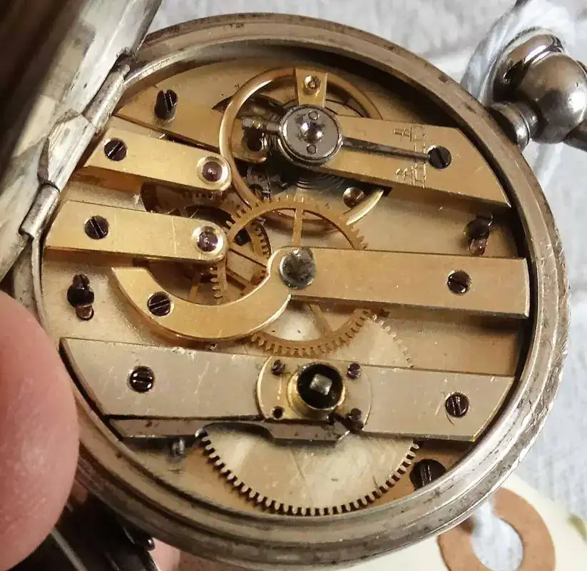 CALIBRE ESCAPE CYLINDRE.webp