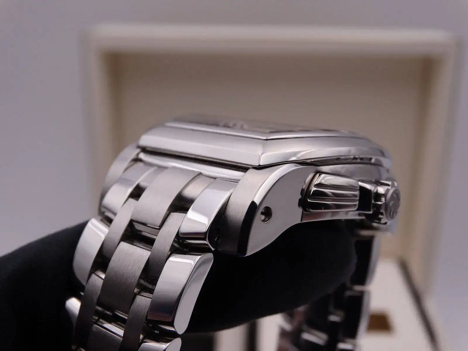 Carl F. Bucherer Patravi Chronograph Power Reserve 03505.webp