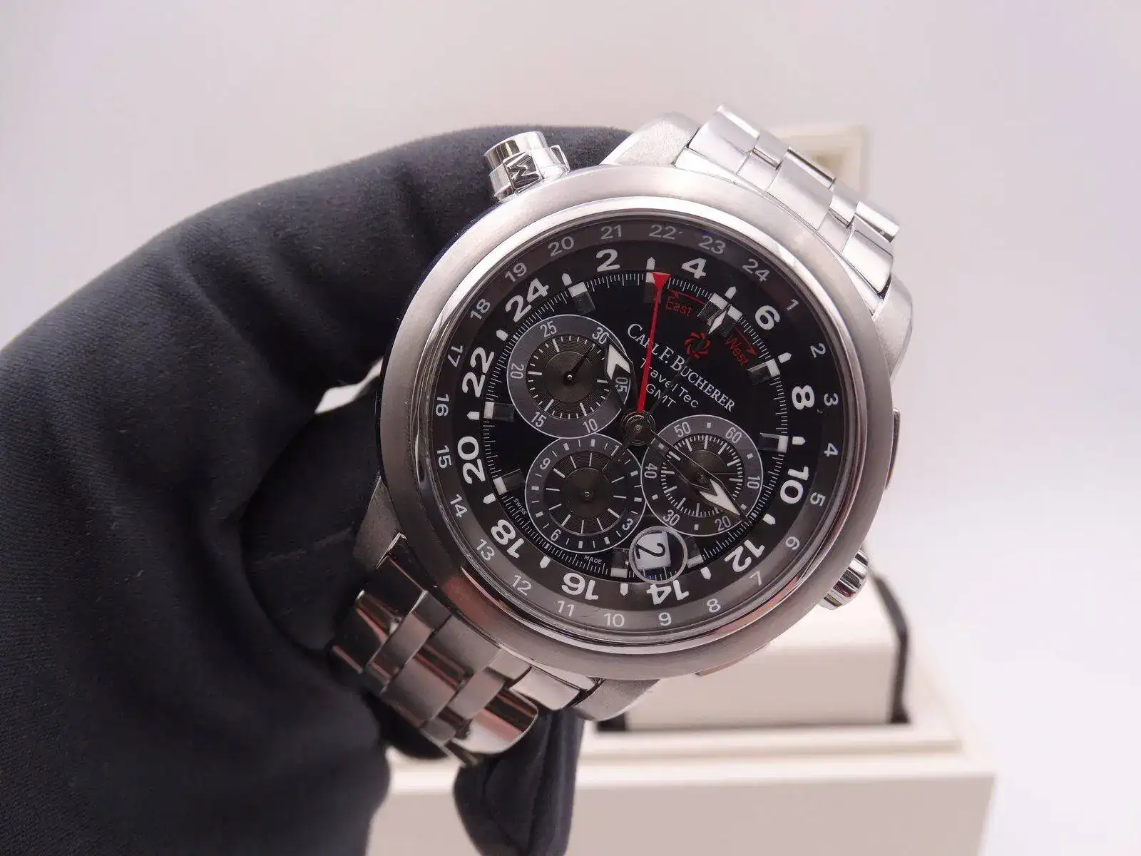 Carl F. Bucherer Travel Tec 04366.JPG