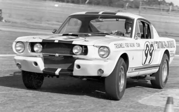 Carroll-Shelby-1968.webp