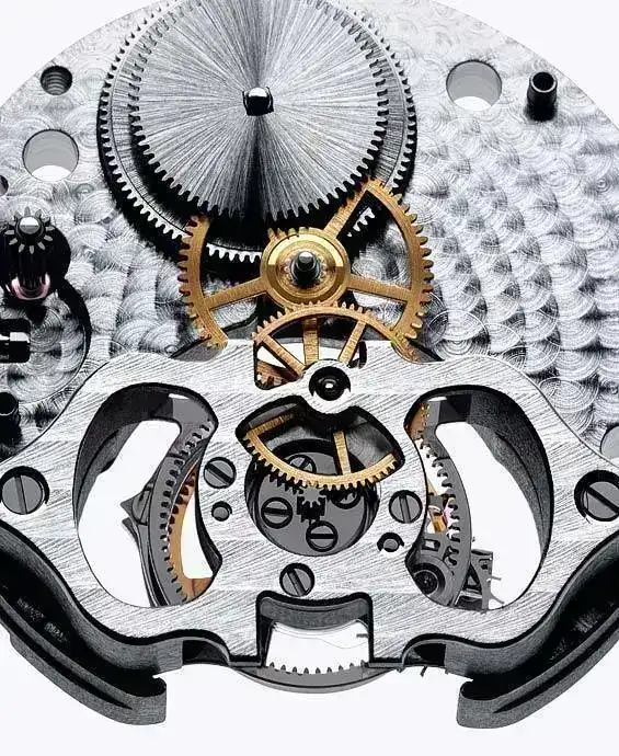 cartier-ballon-bleu-tourbillon-volant-4.webp