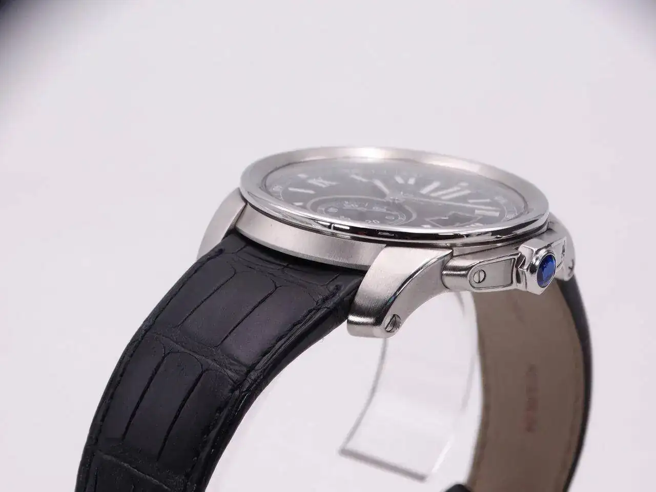 Cartier Calibre De 02339.JPG