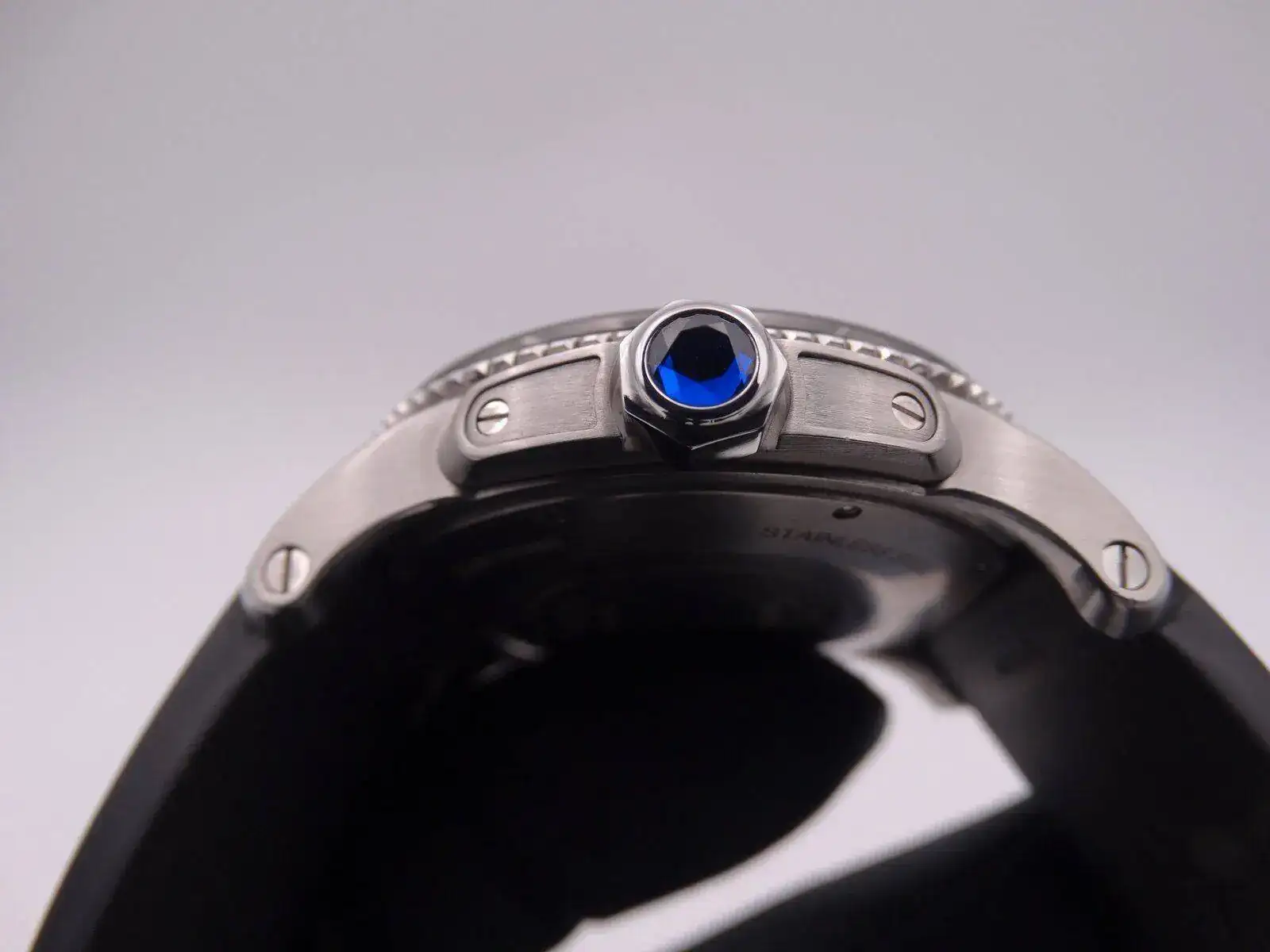 Cartier Calibre de Diver 8666.JPG
