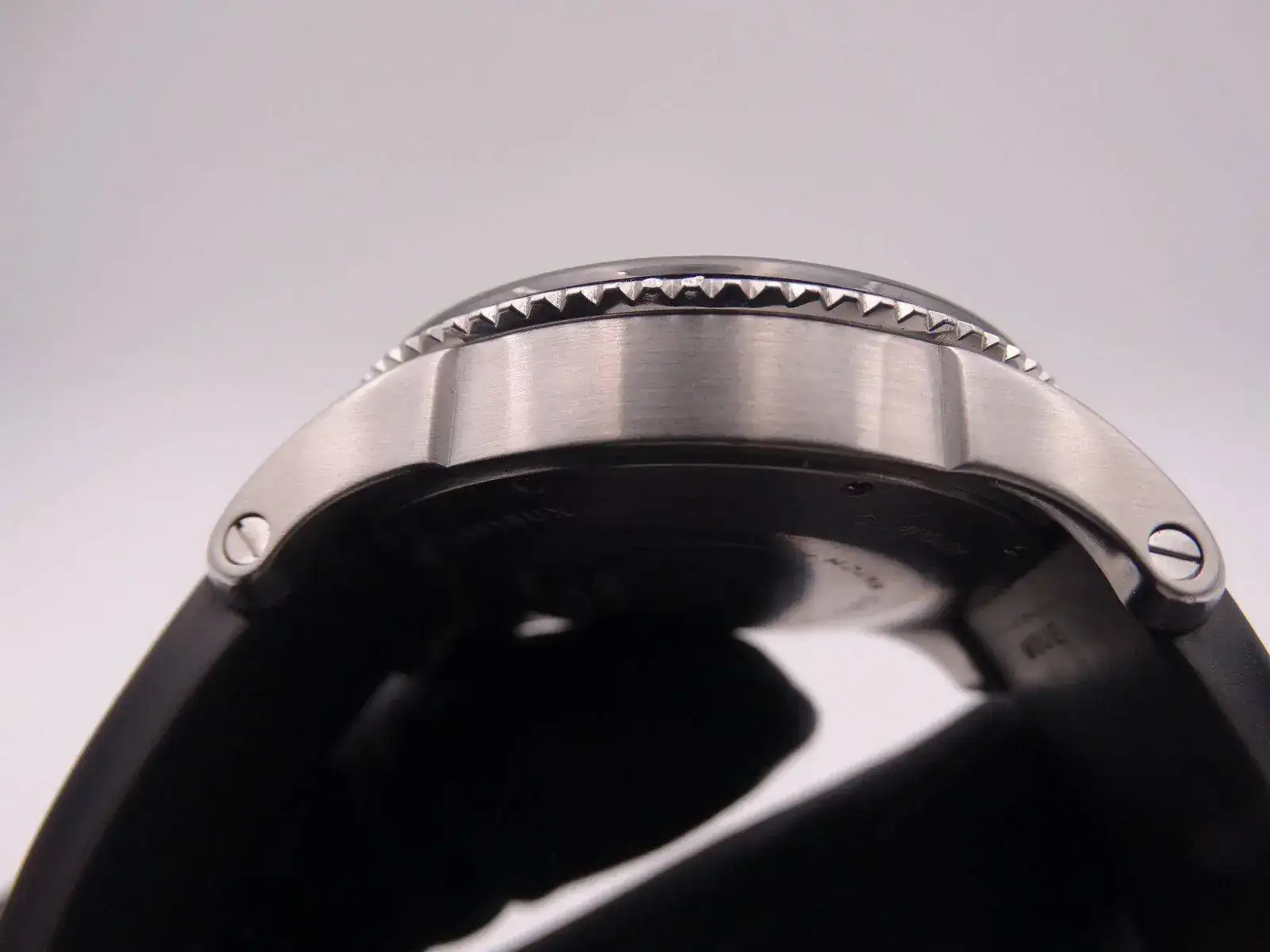 Cartier Calibre de Diver 8667.JPG