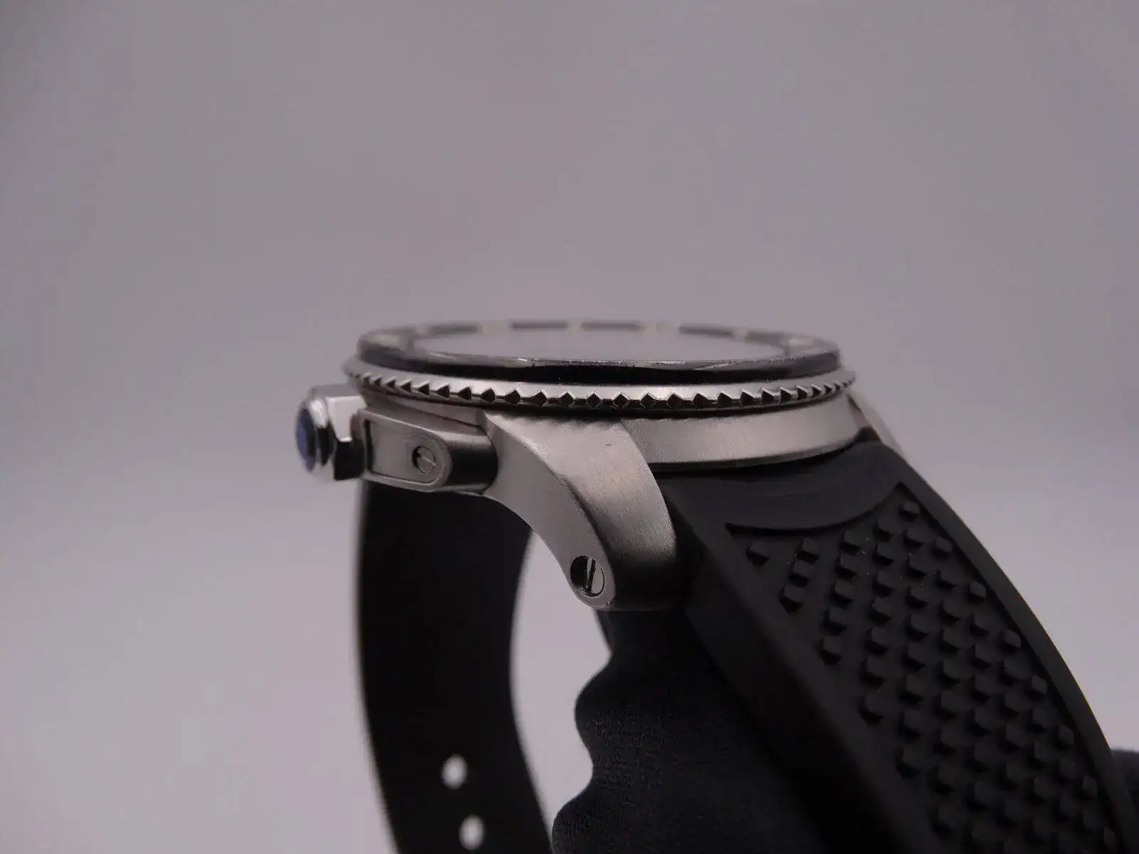 Cartier Calibre de Diver 8675.JPG
