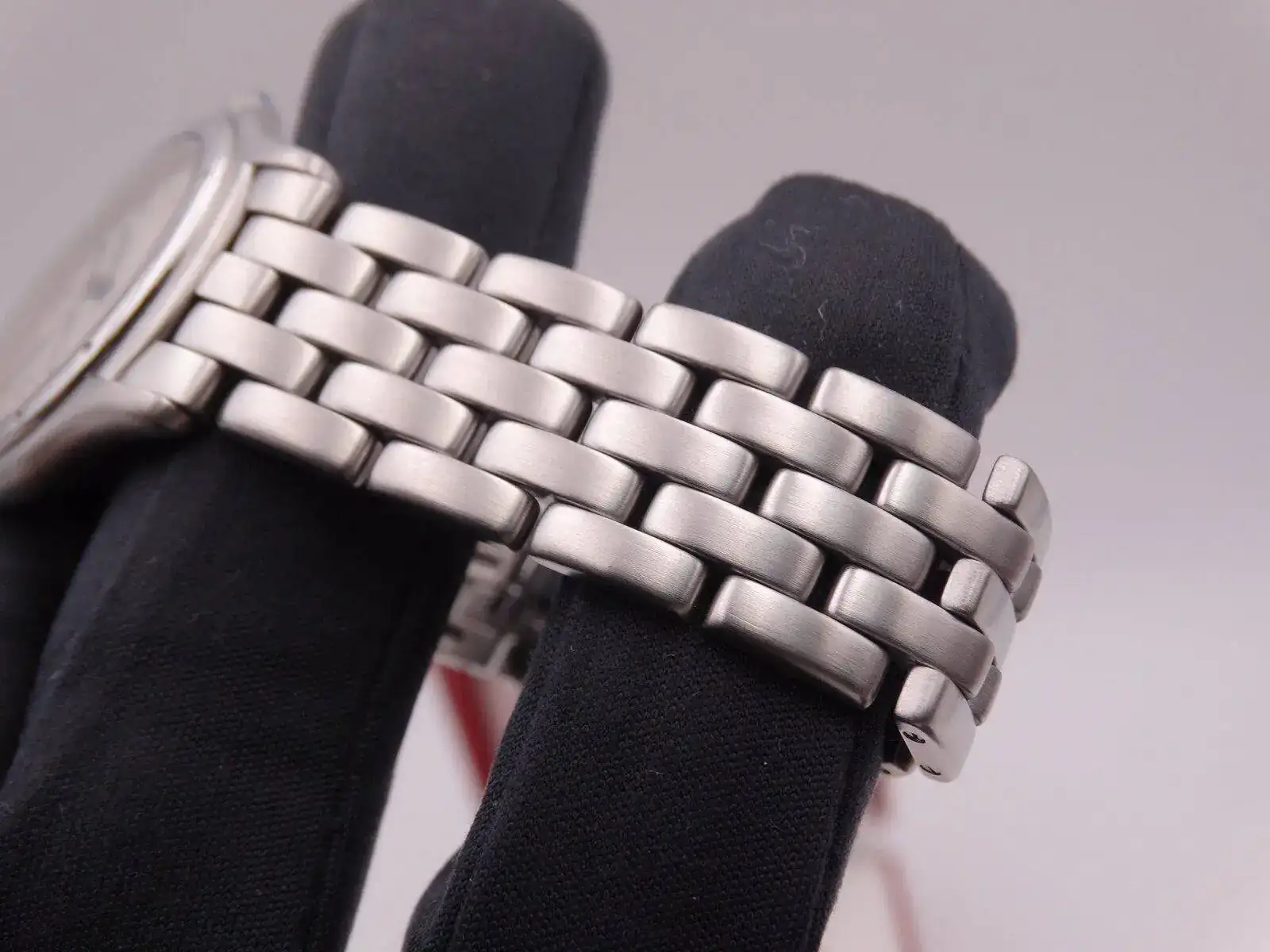 Cartier Cougar 987904 00857.webp