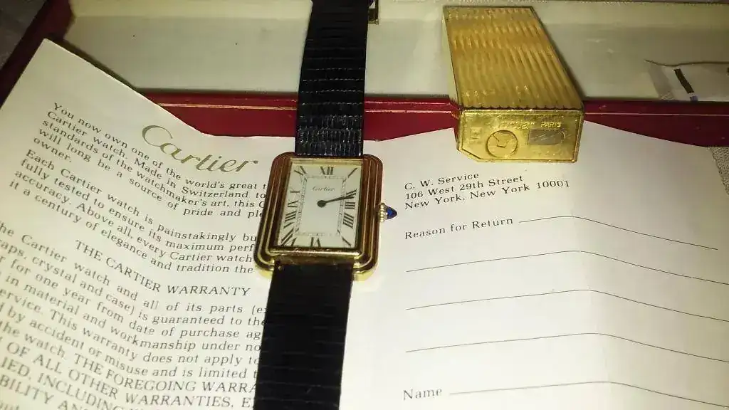 Cartier rectangular vintage escalonado (7).webp