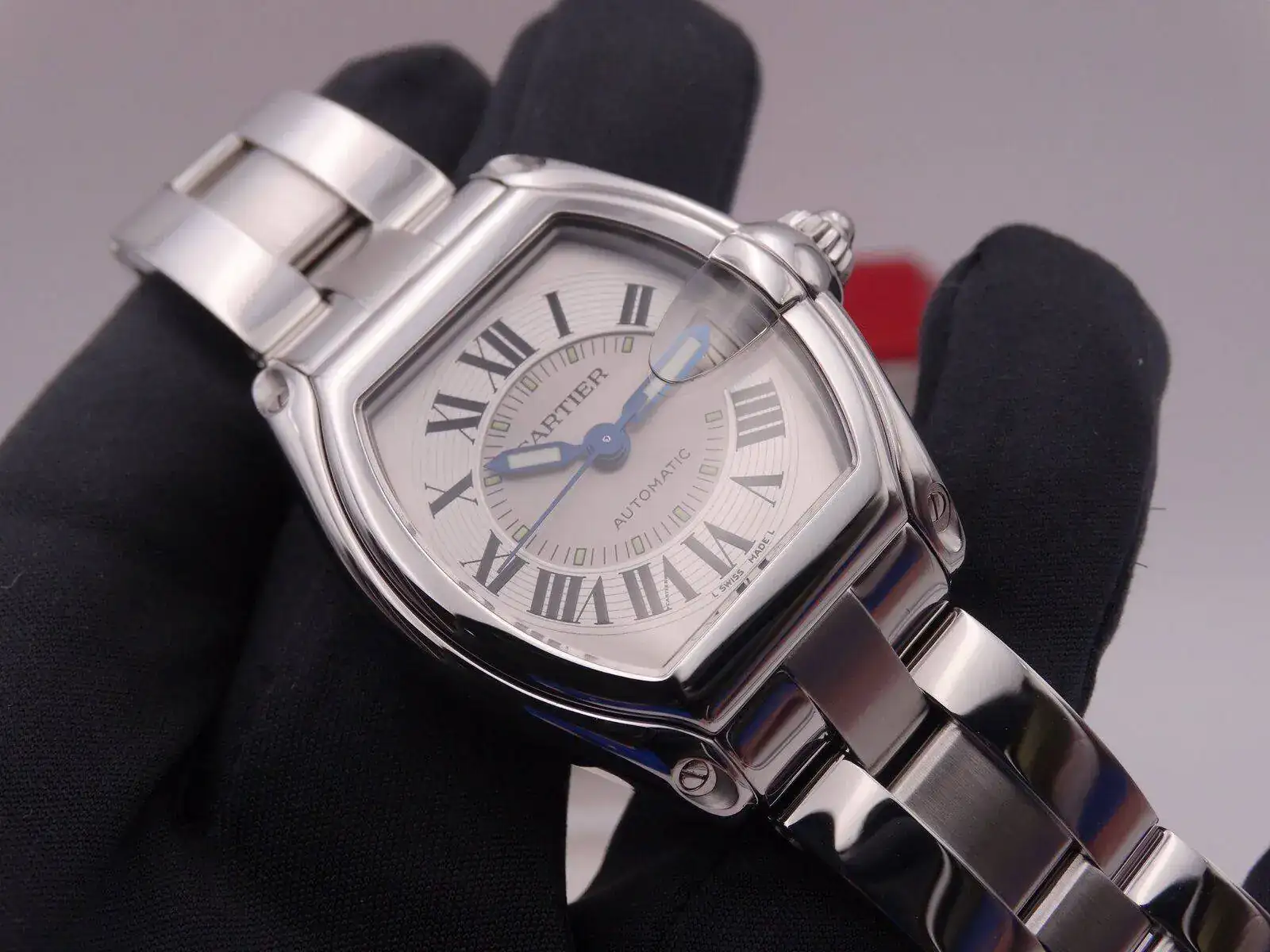 Cartier Roadster 2510 01400.webp
