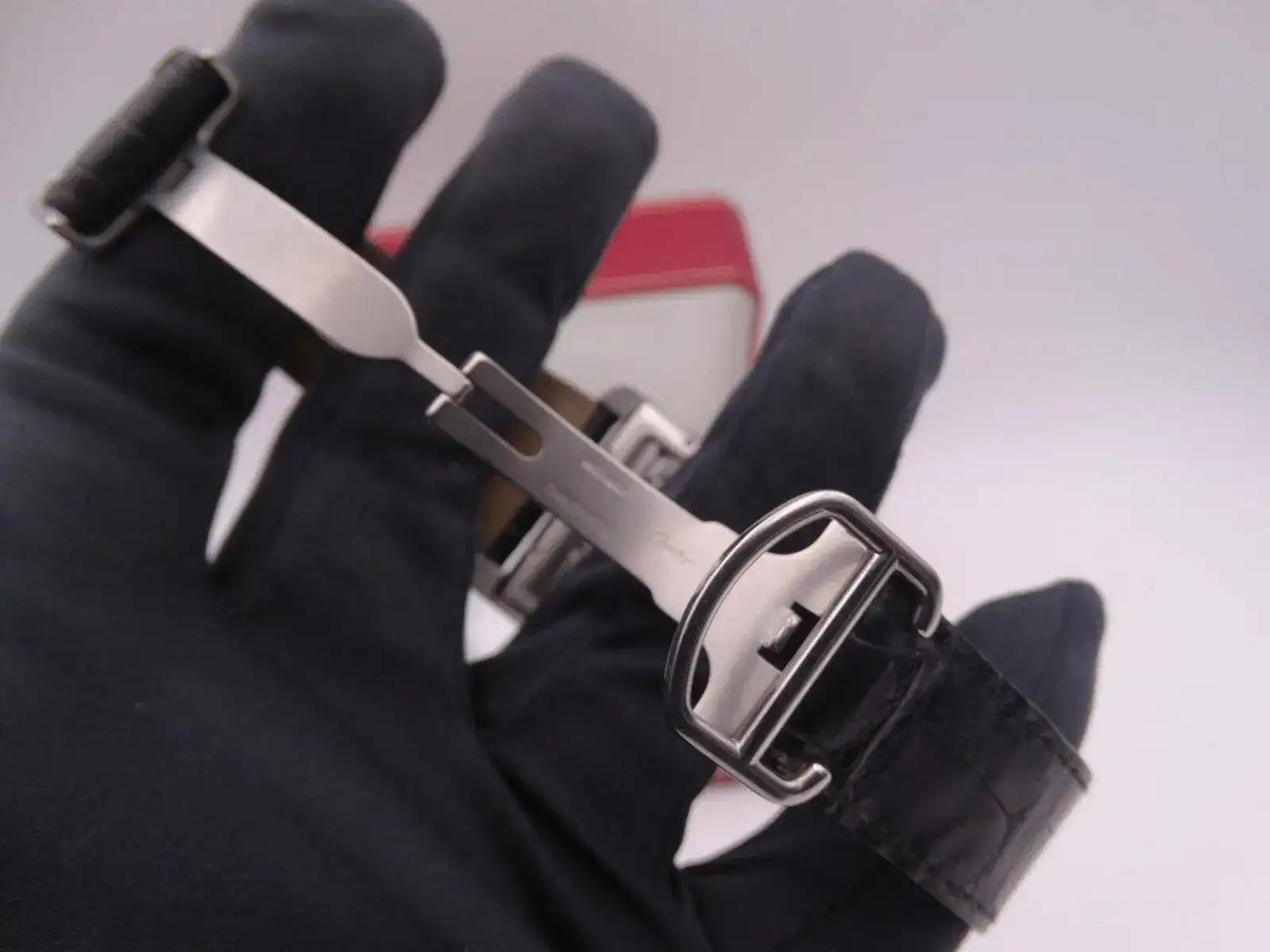 Cartier tank MC 06637.webp